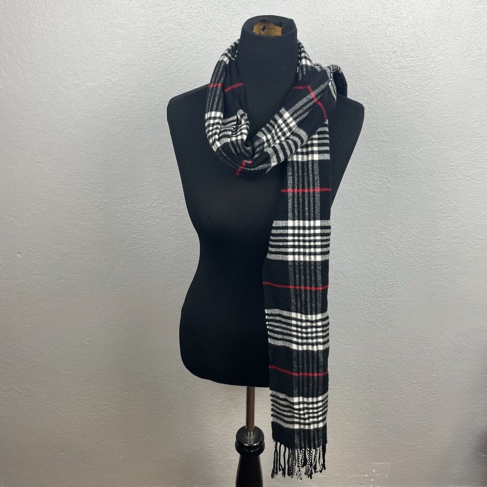 Made in Scotland 100% Cashmere Black Plaid Fringed Scarf